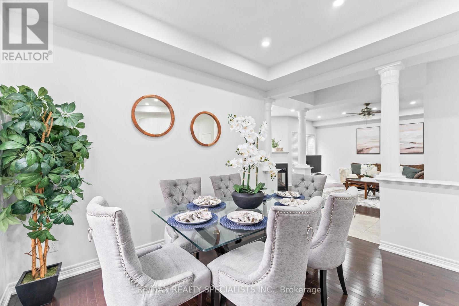 Photo 7 of 38 Stephanie Avenue, Brampton ON