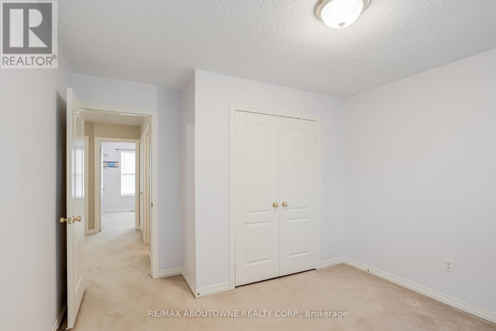 Photo 33 of 2245 Riverdale Place, Oakville ON