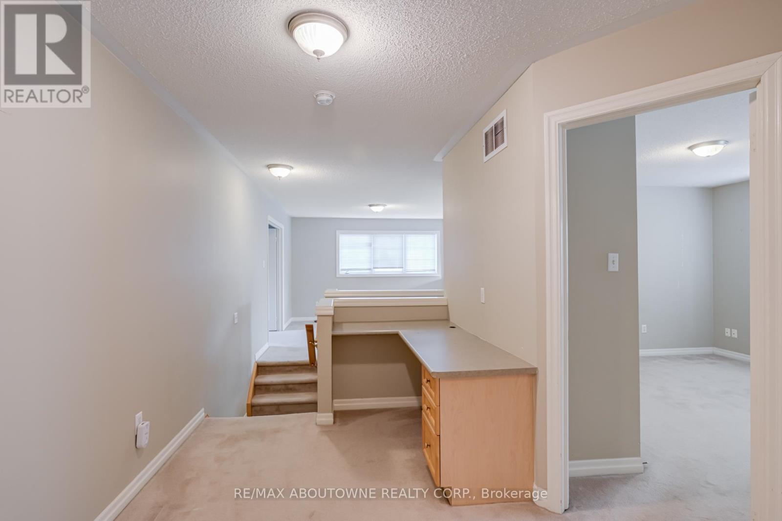 Photo 41 of 2245 Riverdale Place, Oakville ON