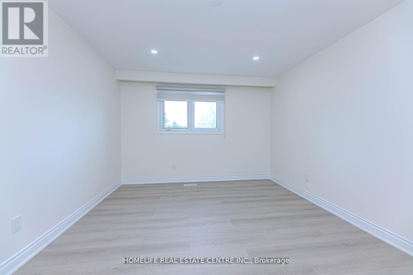 Photo 48 of 46 Lady Stewart Boulevard, Brampton ON