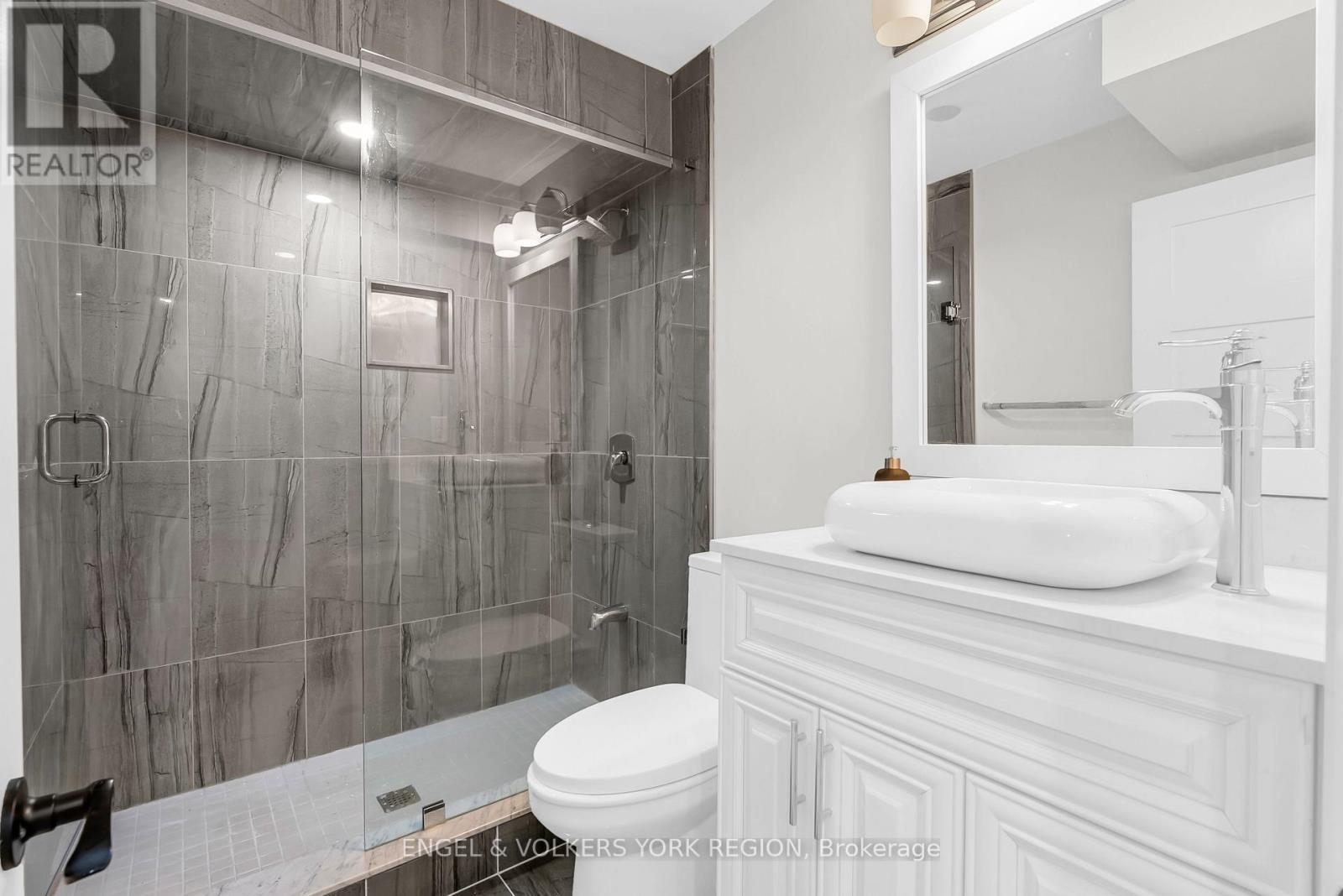 Photo 1 of 3236 Tacc Drive, Mississauga ON