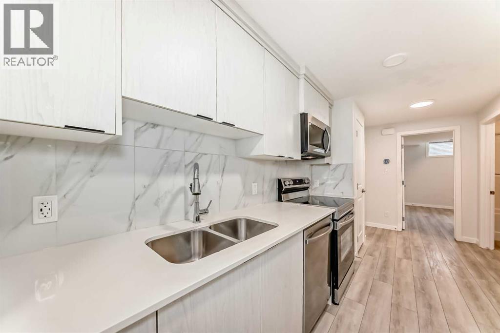 Single Family House for Sale in  Sheriff King Street SW Pine Creek Calgary 