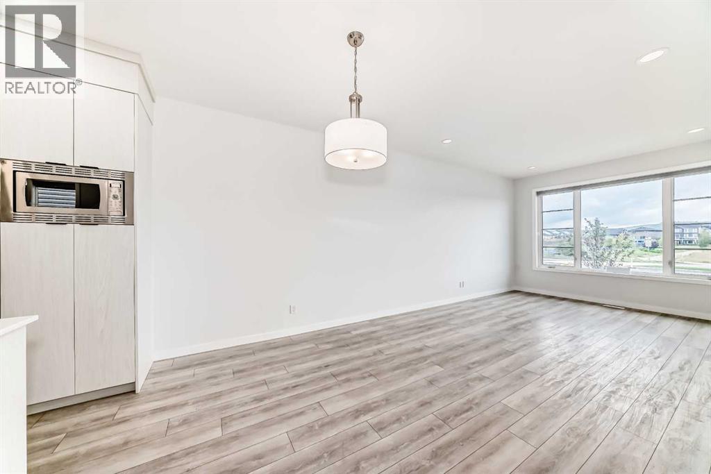 Single Family House for Sale in  Sheriff King Street SW Pine Creek Calgary 