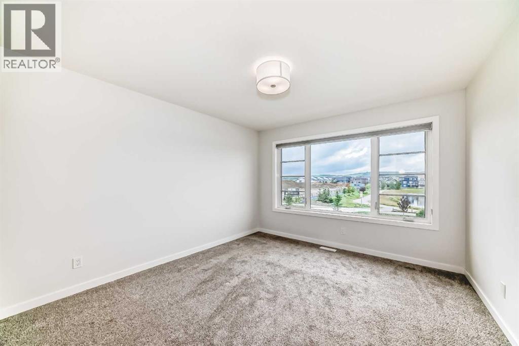 Single Family House for Sale in  Sheriff King Street SW Pine Creek Calgary 
