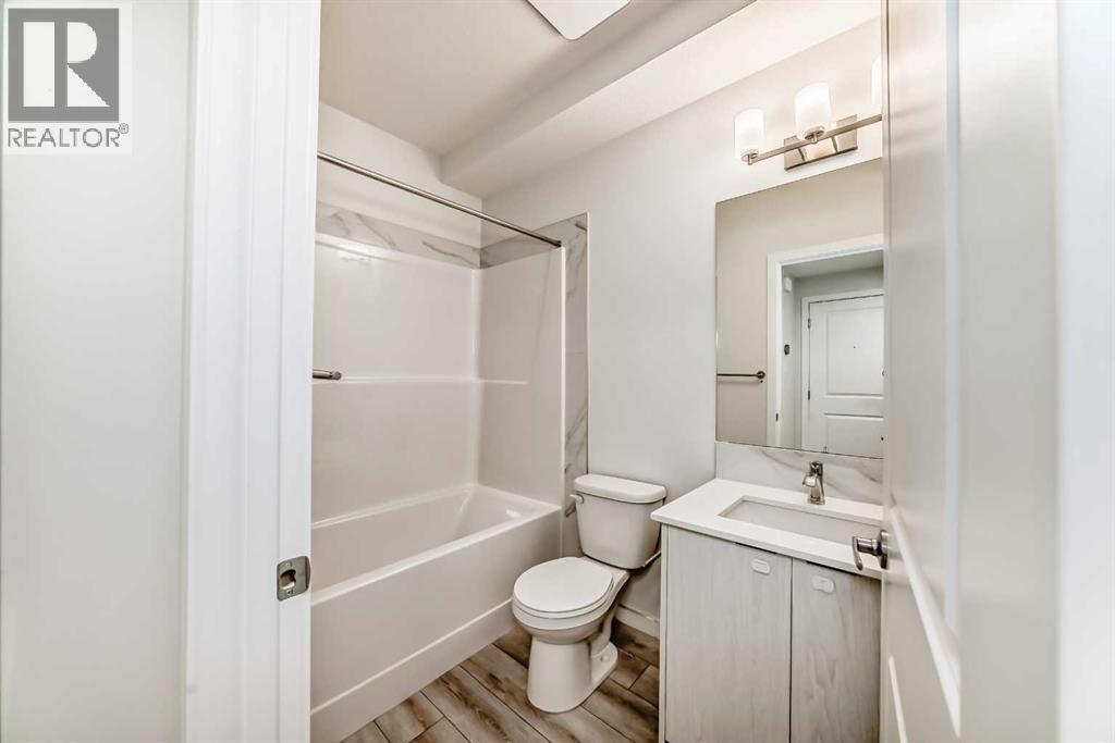 Single Family House for Sale in  Sheriff King Street SW Pine Creek Calgary 