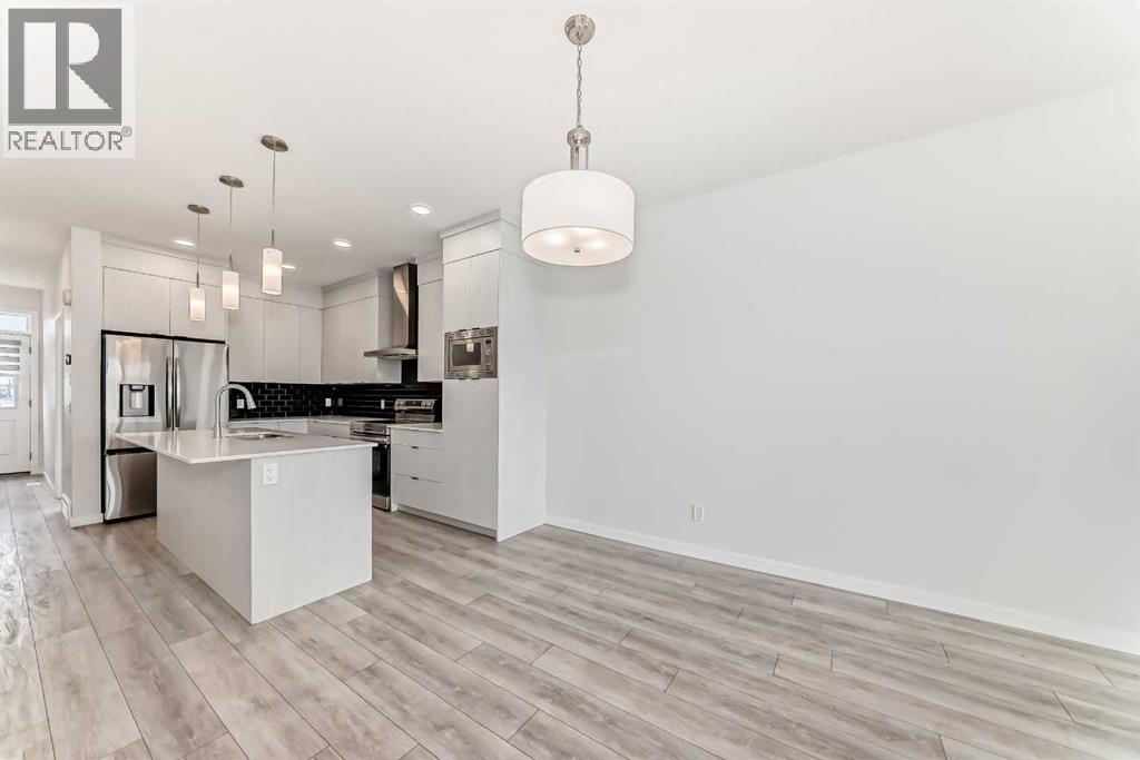 Single Family House for Sale in  Sheriff King Street SW Pine Creek Calgary 