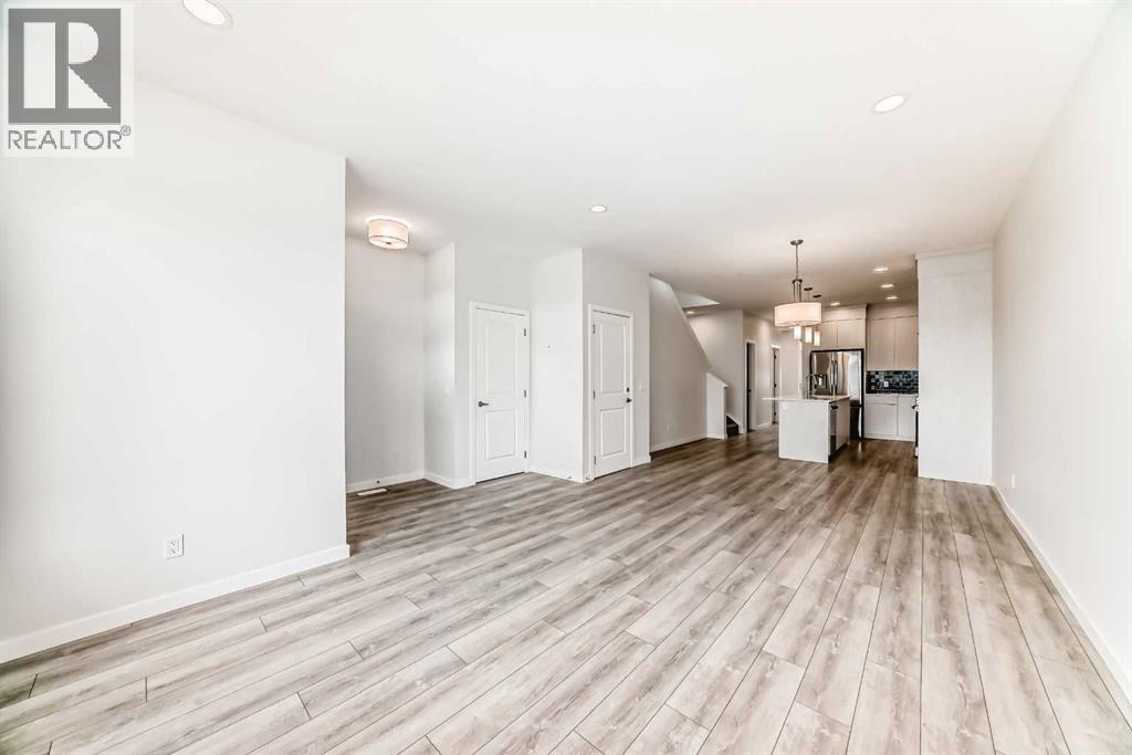 Single Family House for Sale in  Sheriff King Street SW Pine Creek Calgary 