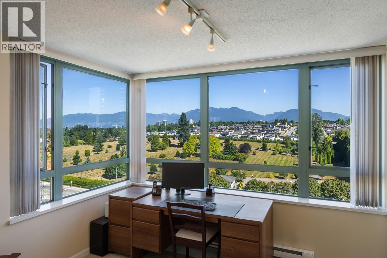 Photo 17 of 1301 4388 Buchanan Street, Burnaby BC