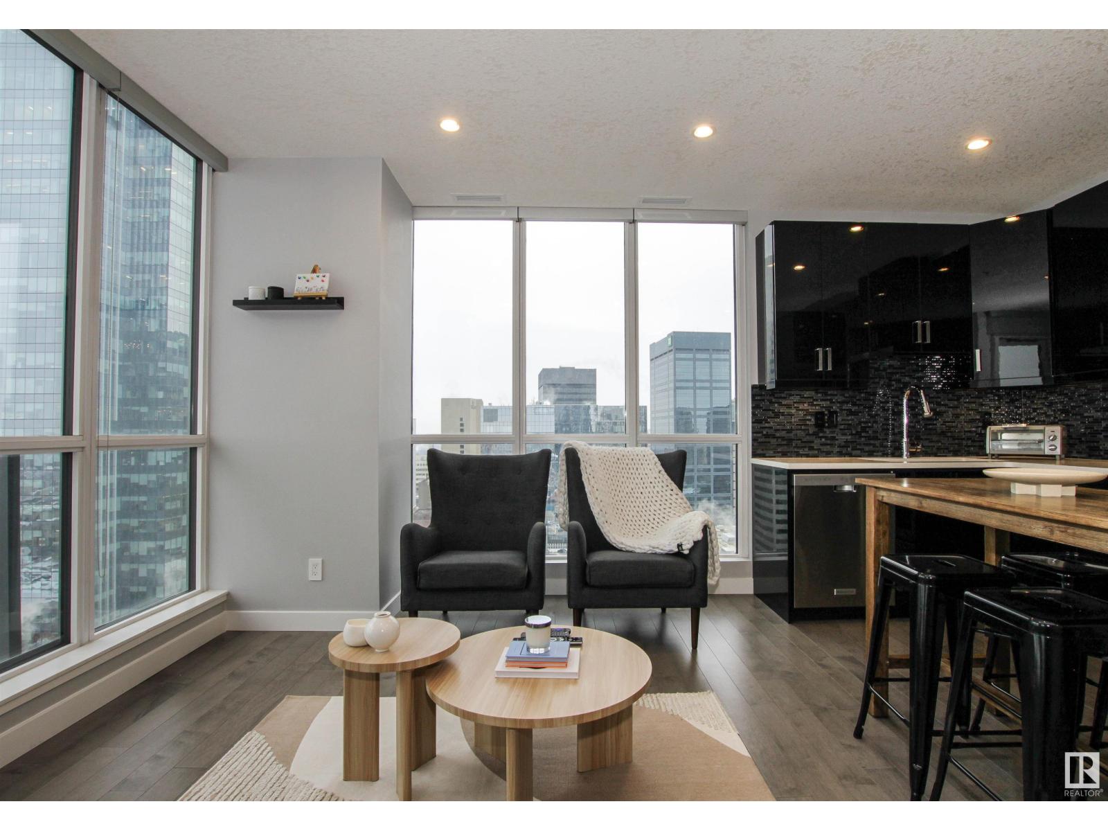 Photo 22 of 10238 103 St Nw, Edmonton AB