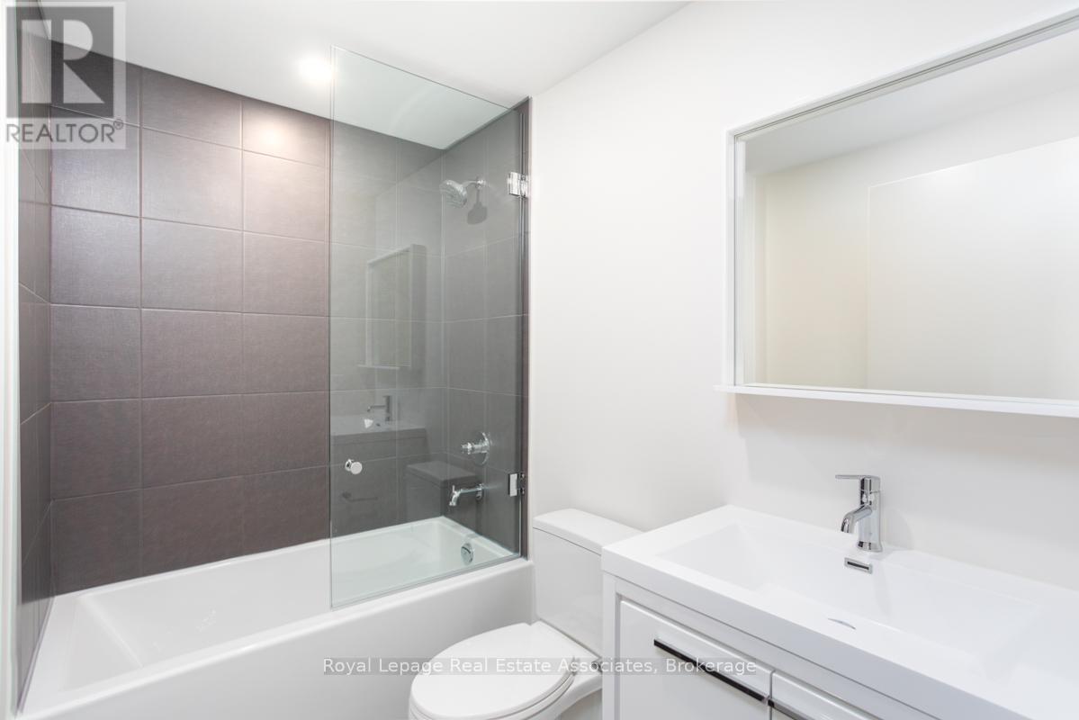 Photo 12 of 820 212 King William Street, Hamilton ON