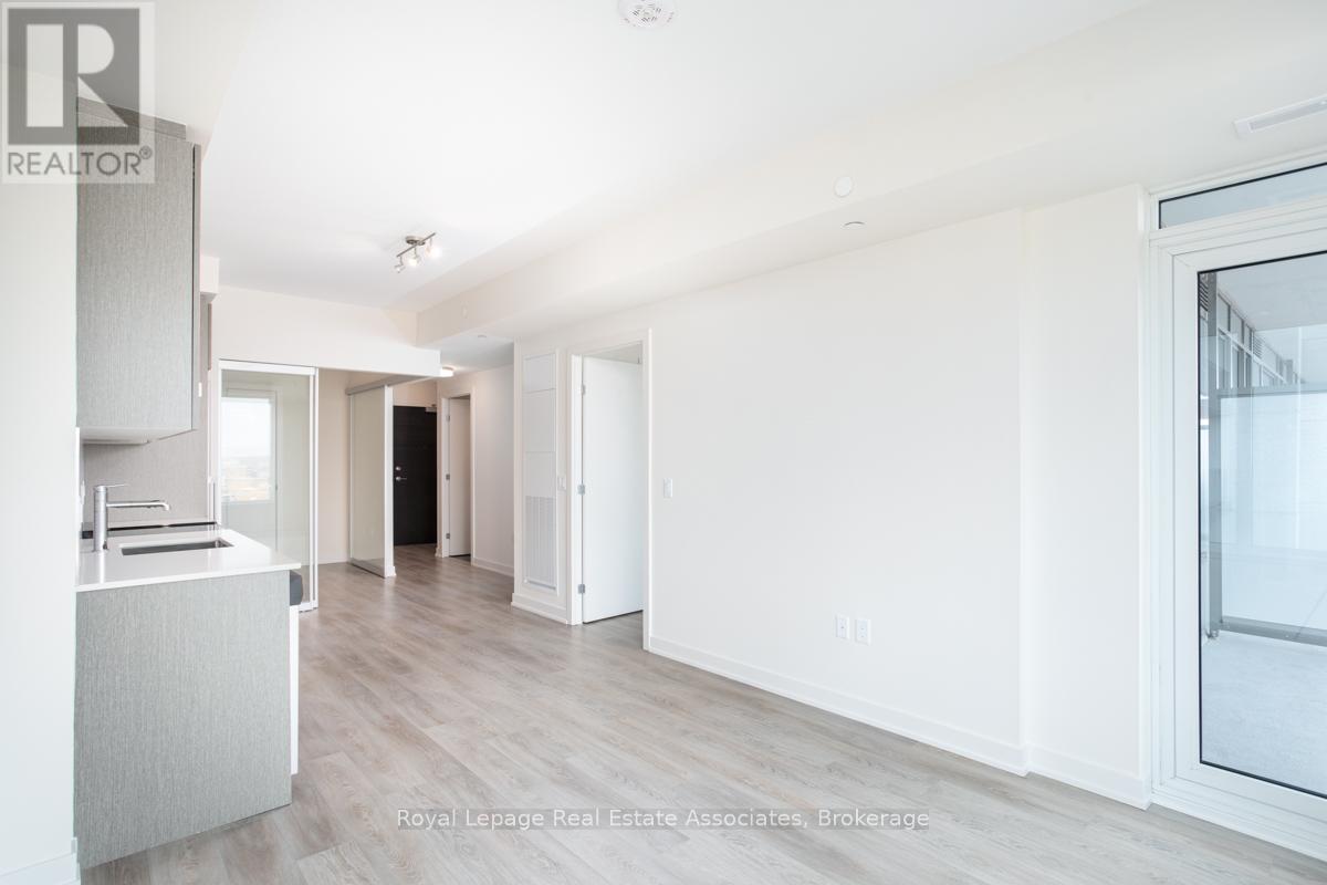 Photo 7 of 820 212 King William Street, Hamilton ON