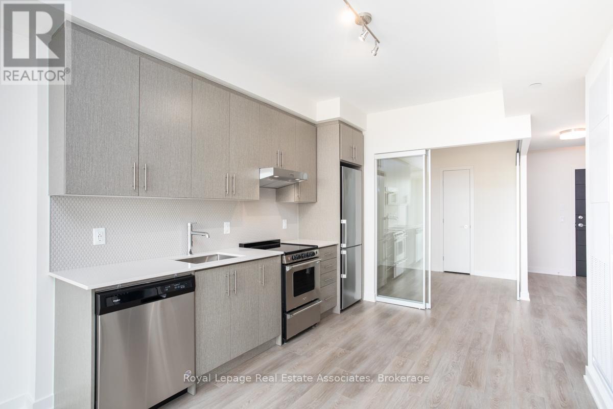 Photo 9 of 820 212 King William Street, Hamilton ON