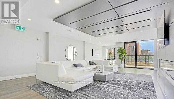 Photo 10 of 512 15 Queen Street S, Hamilton ON