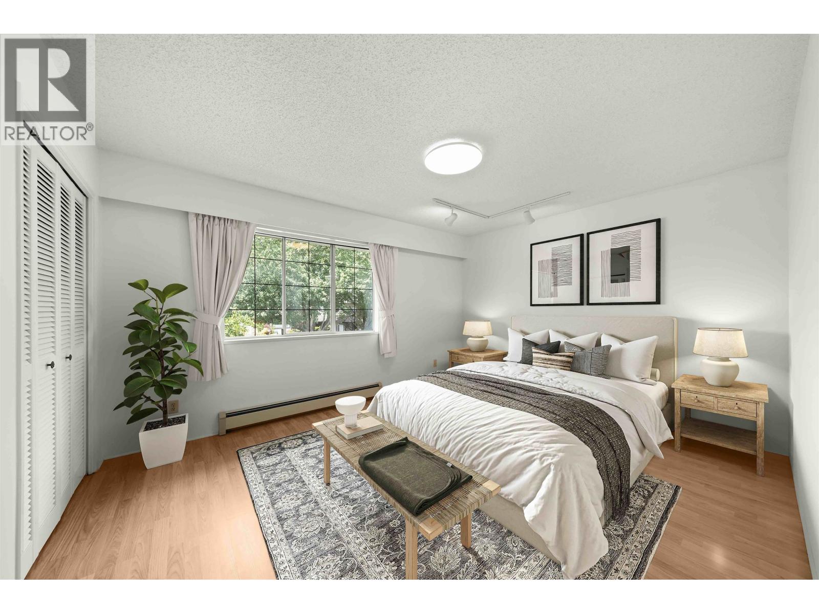 Photo 12 of 7100 Kimberley Drive, Richmond BC
