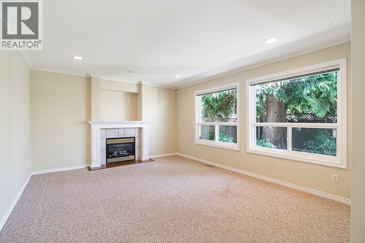 4949 WESTMINSTER AVENUE, Ladner