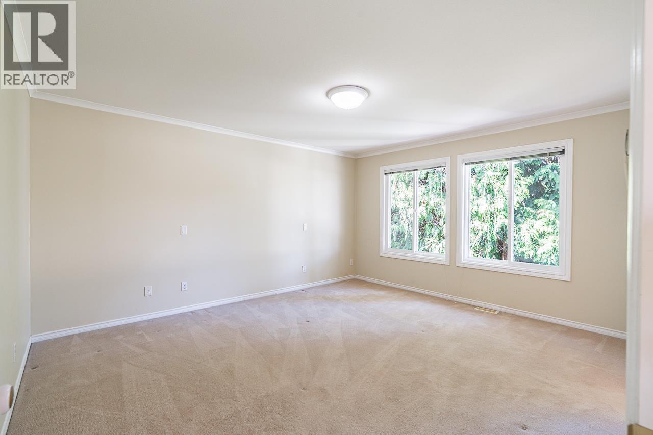 4949 WESTMINSTER AVENUE, Ladner