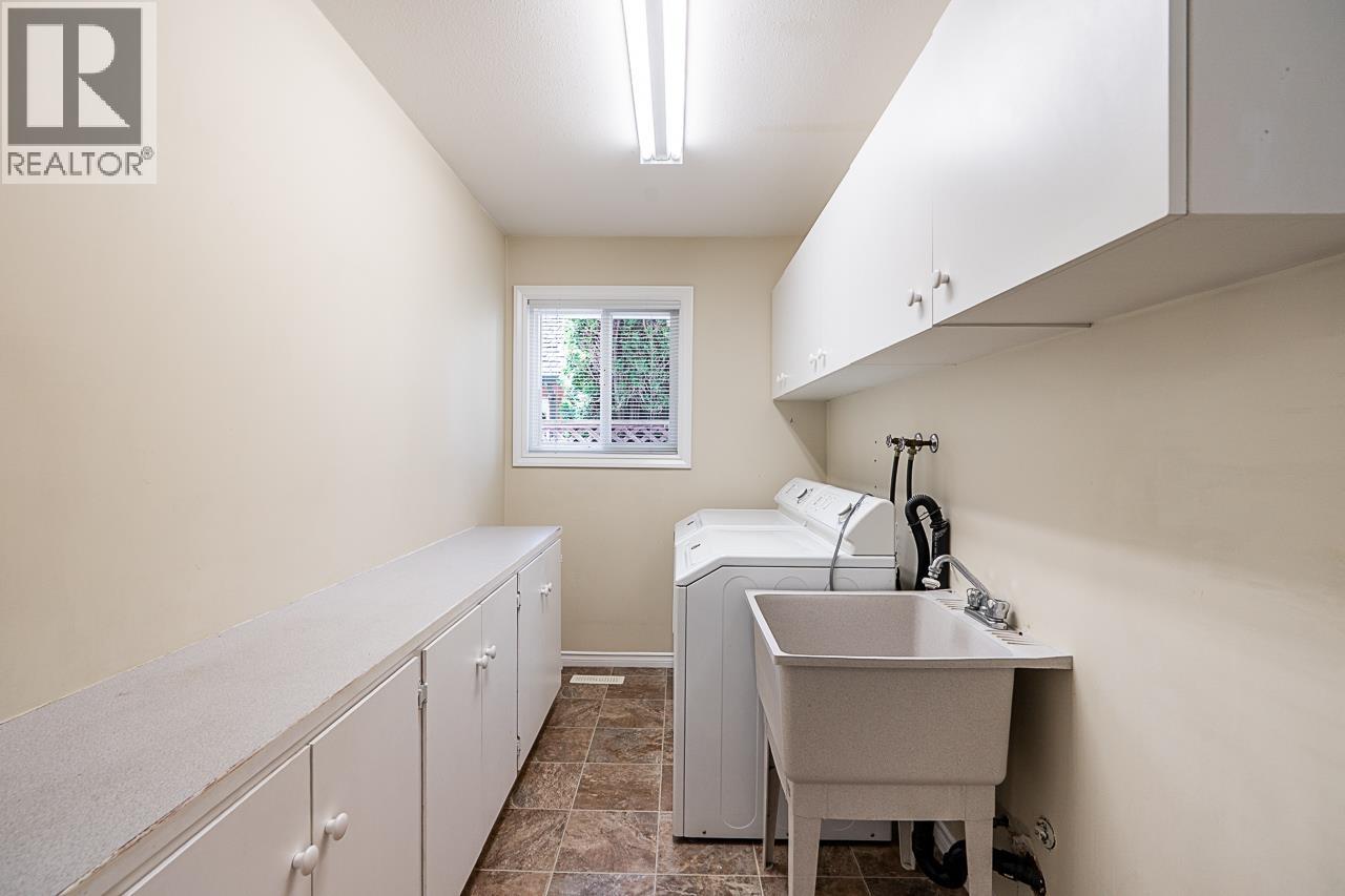 4949 WESTMINSTER AVENUE, Ladner