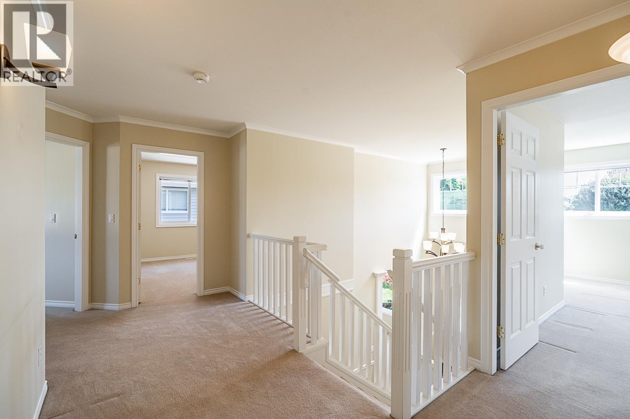 4949 WESTMINSTER AVENUE, Ladner