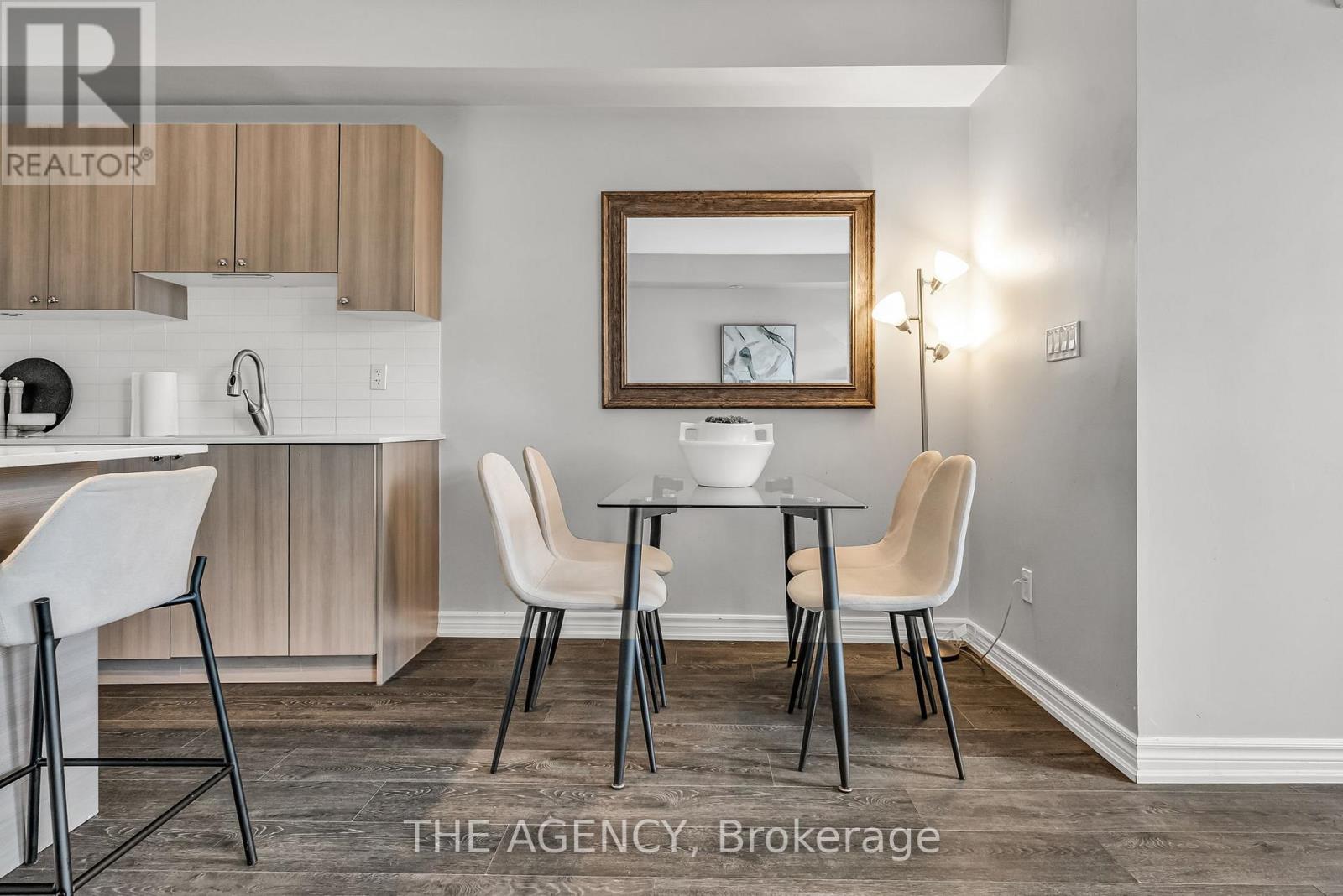 Photo 14 of 9 198 Pine Grove Road, Vaughan ON