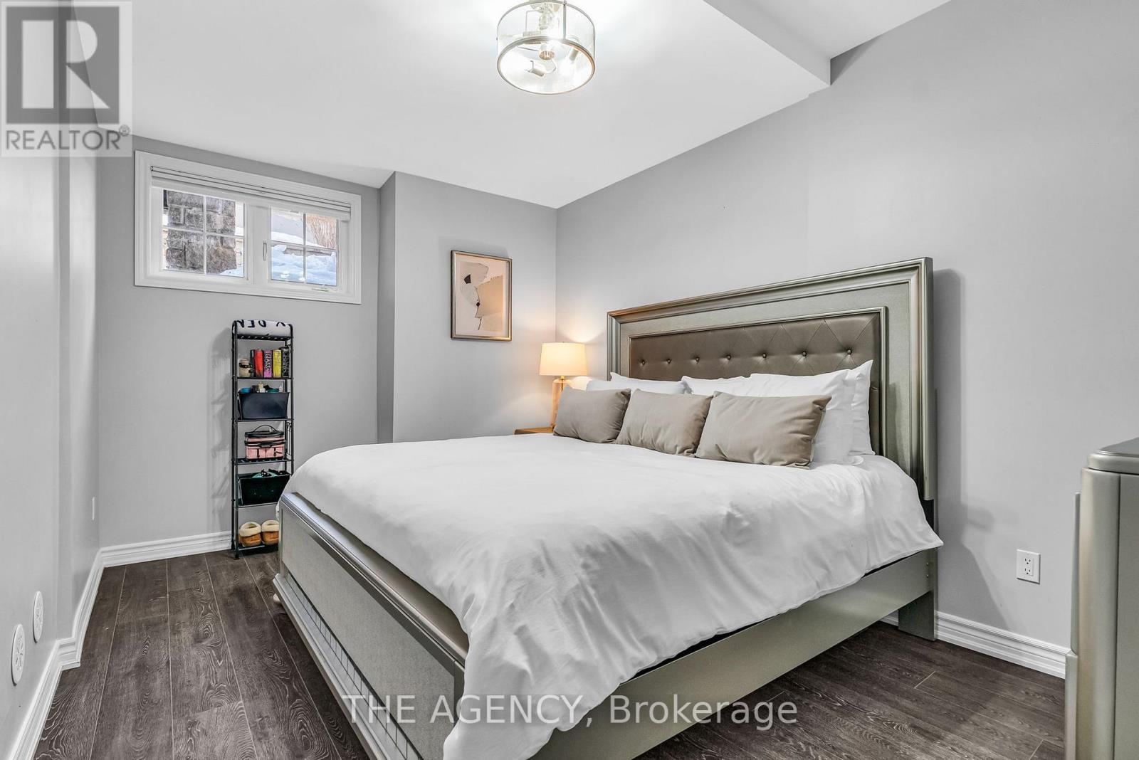 Photo 18 of 9 198 Pine Grove Road, Vaughan ON