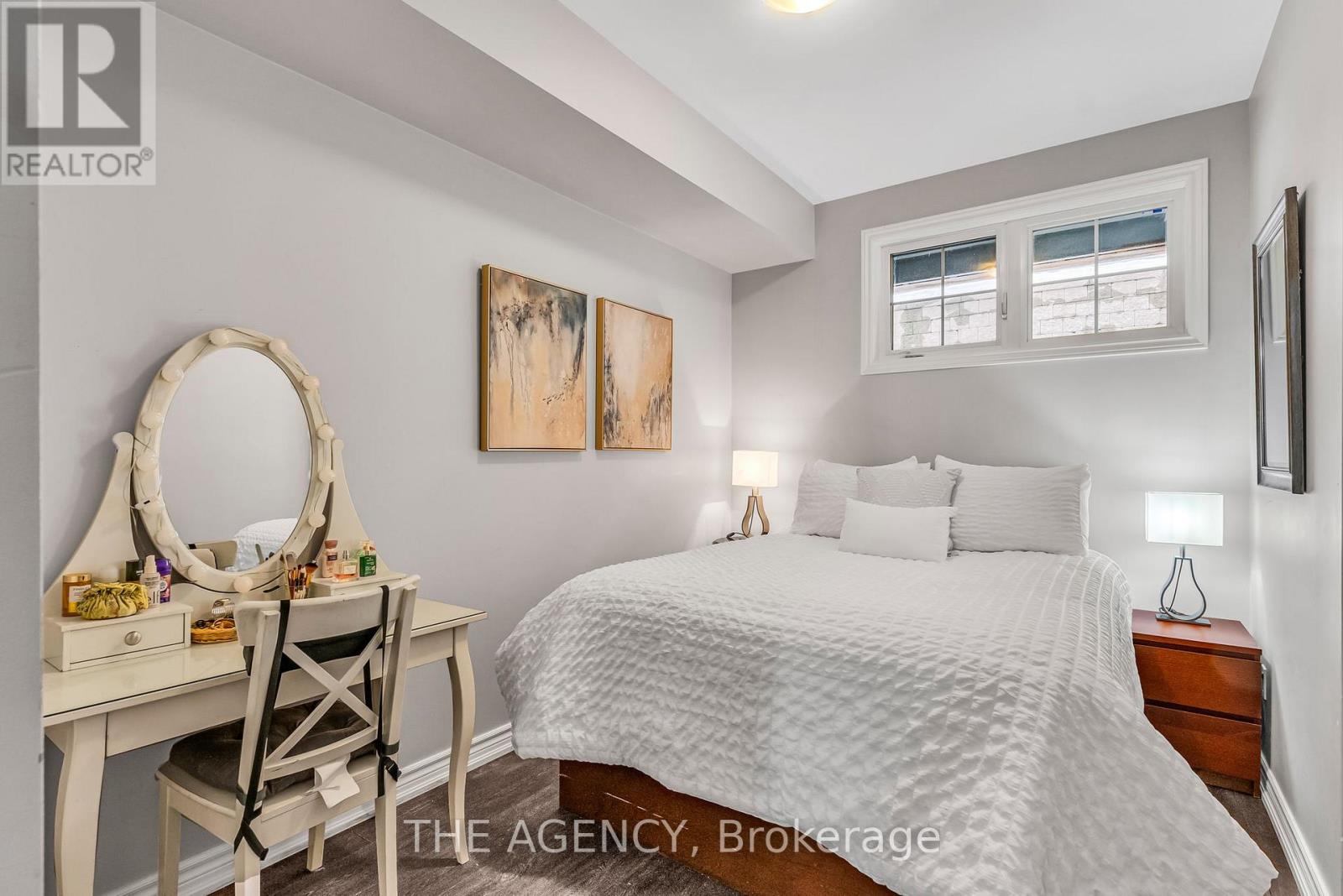 Photo 21 of 9 198 Pine Grove Road, Vaughan ON