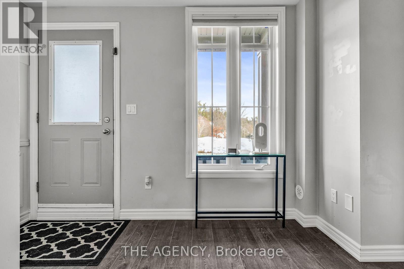 Photo 25 of 9 198 Pine Grove Road, Vaughan ON