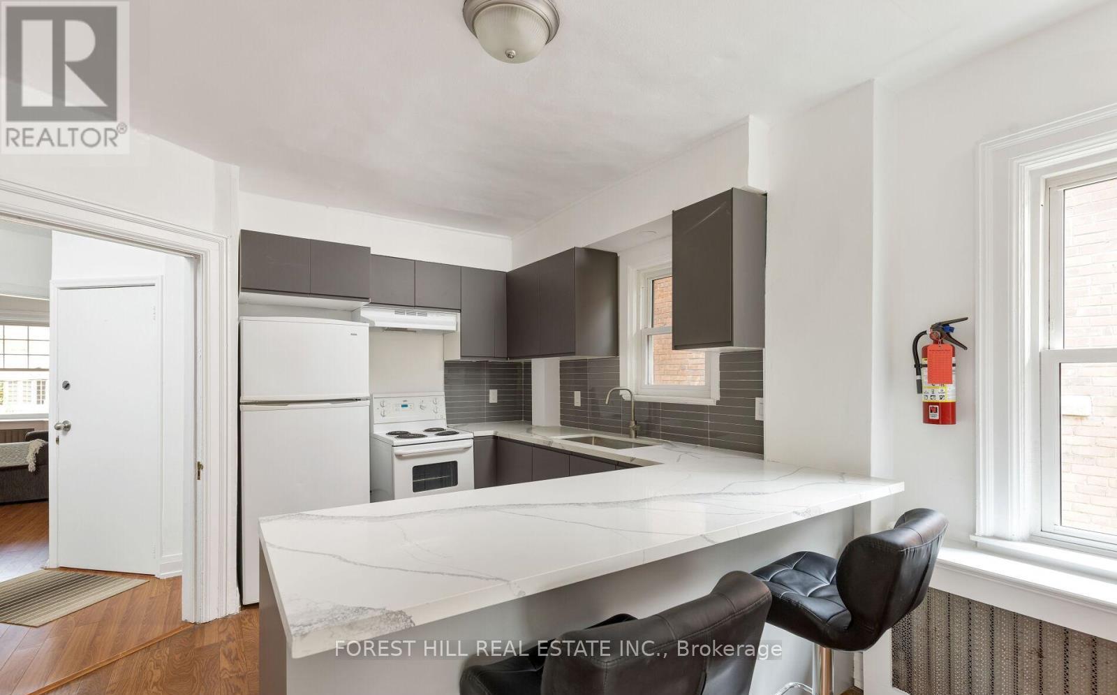 Photo 1 of 2nd Floor 303 Lonsdale Road, Toronto ON