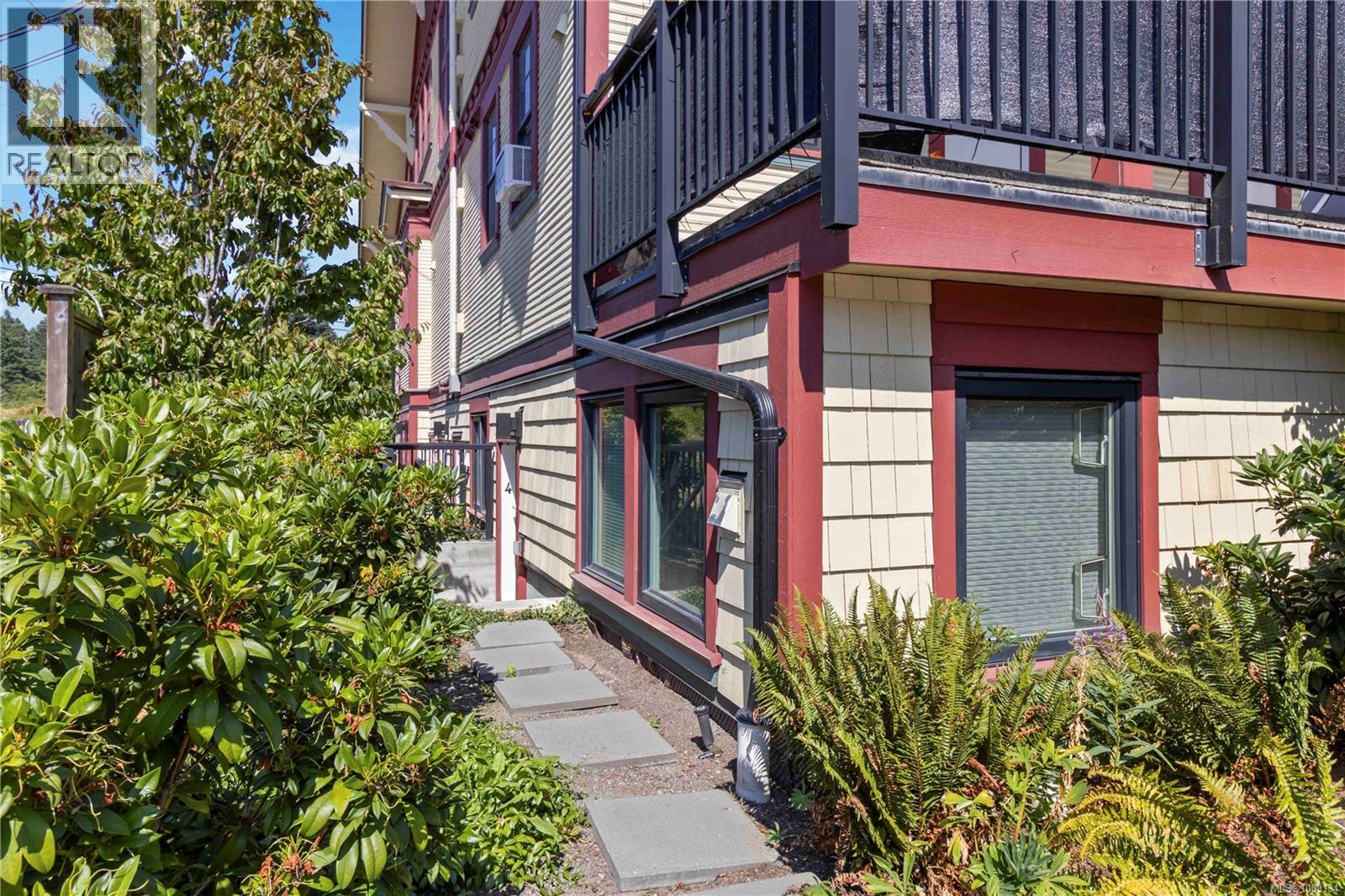  1181 Stelly's Cross Road, Central Saanich