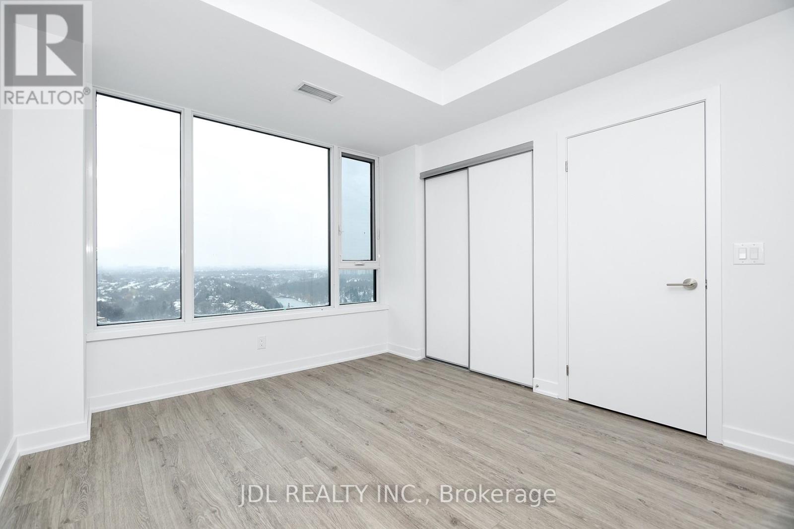 Photo 10 of 3615 1926 Lakeshore Boulevard W, Toronto ON