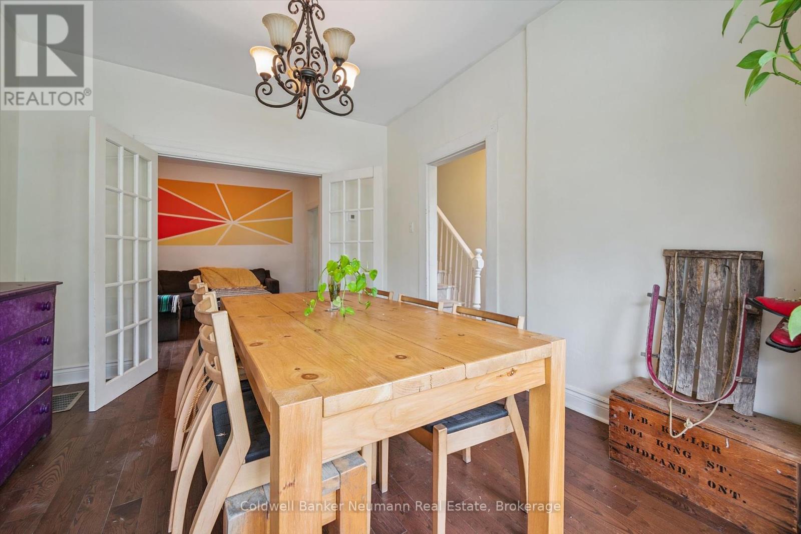 Photo 7 of 49 Dublin Street S, Guelph ON
