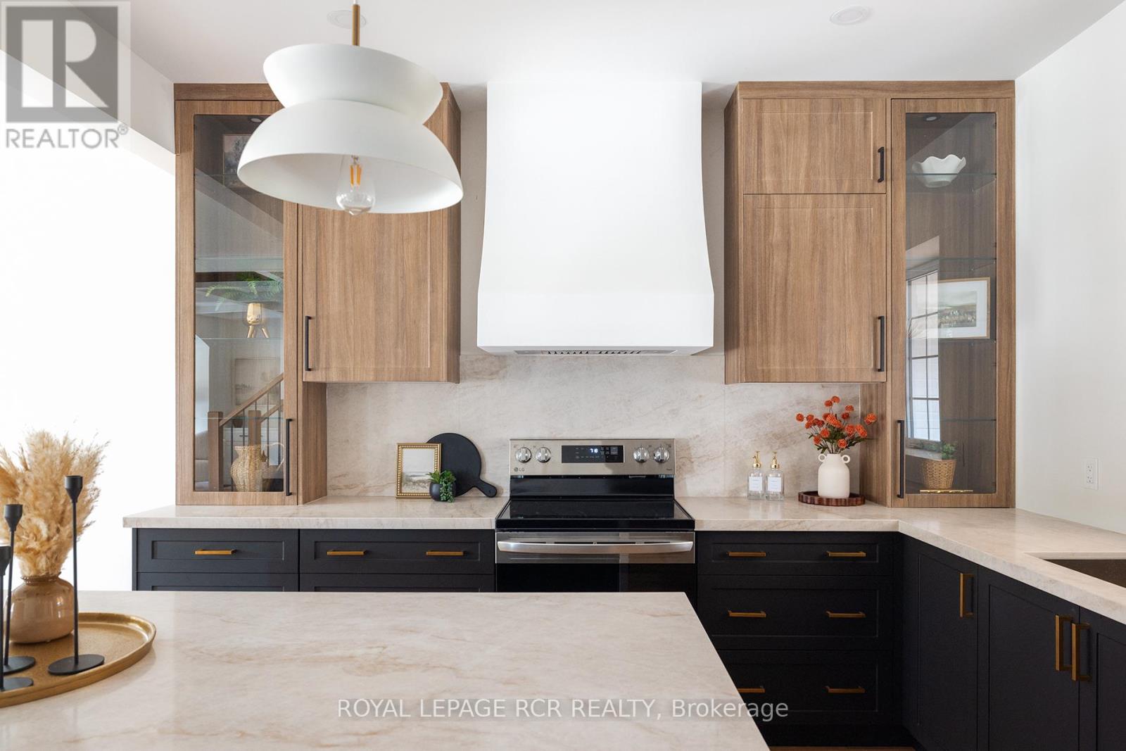 Photo 32 of 349 Smith Street, Wellington North ON