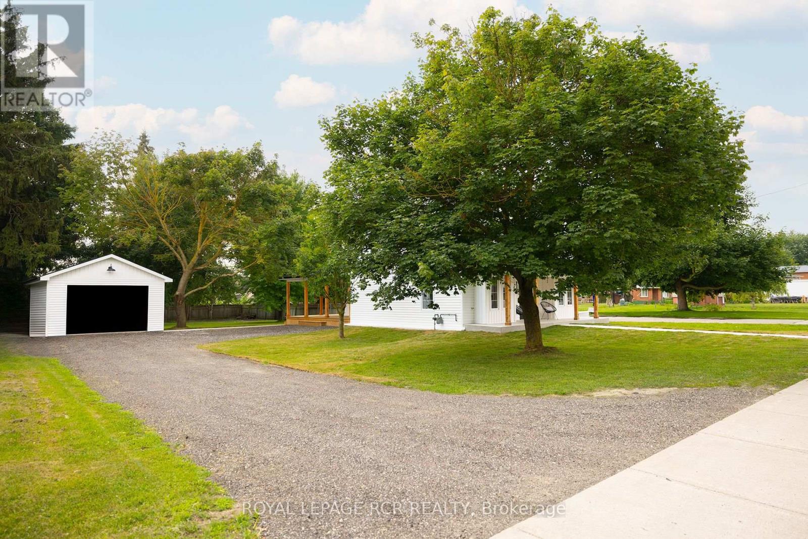 Photo 34 of 349 Smith Street, Wellington North ON