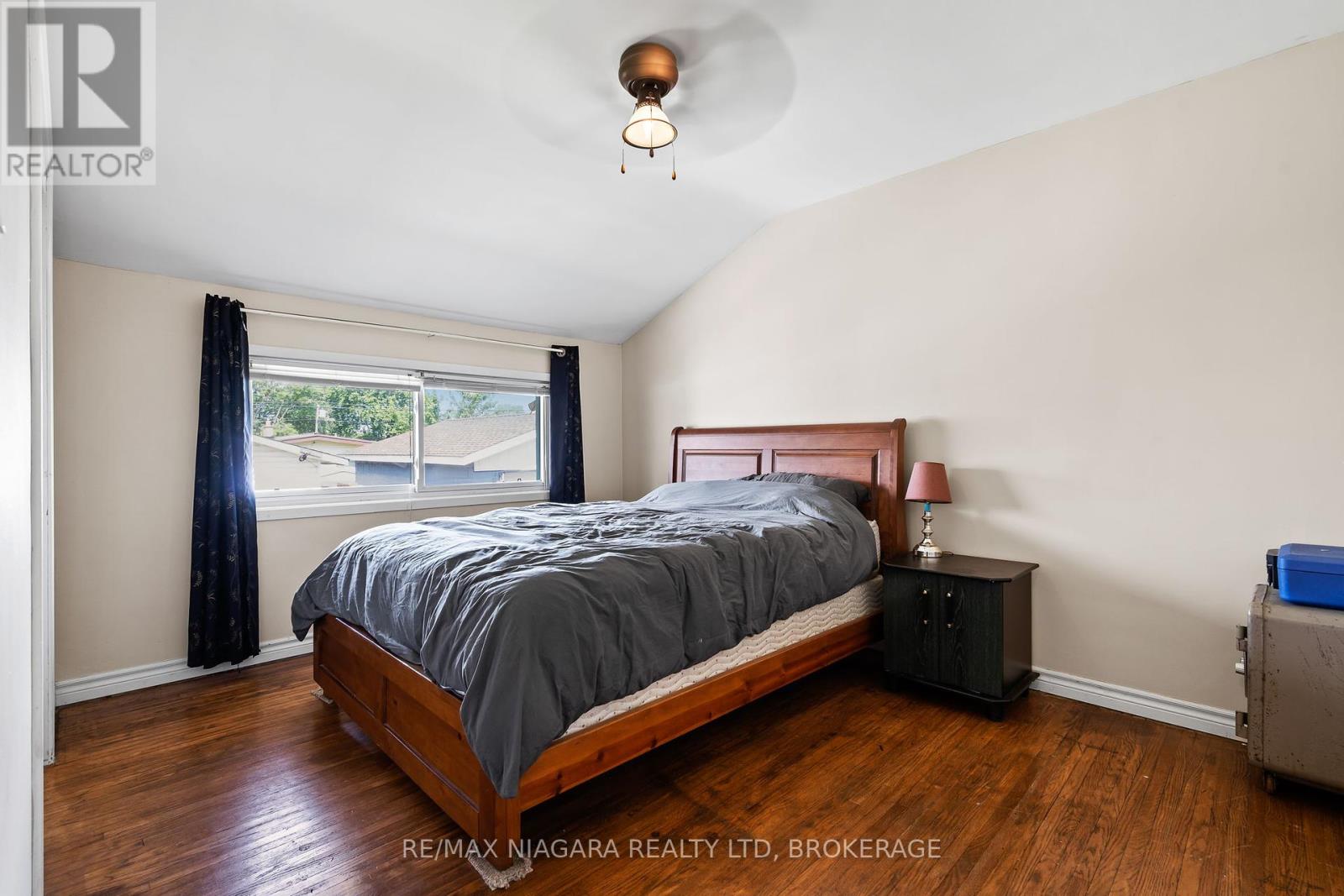 Photo 34 of 7463 Marieclaude Avenue, Niagara Falls ON