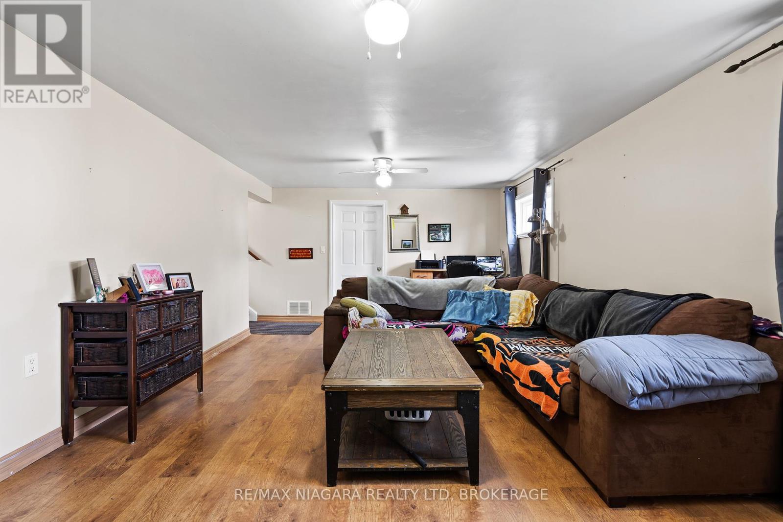 Photo 44 of 7463 Marieclaude Avenue, Niagara Falls ON