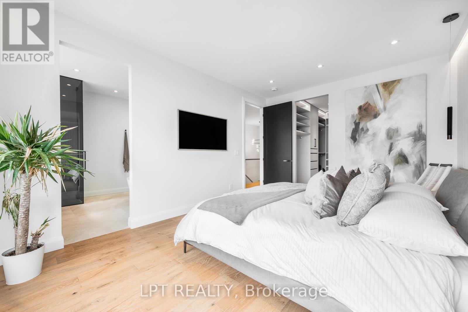 Photo 21 of 322 Perrier Avenue, Ottawa ON