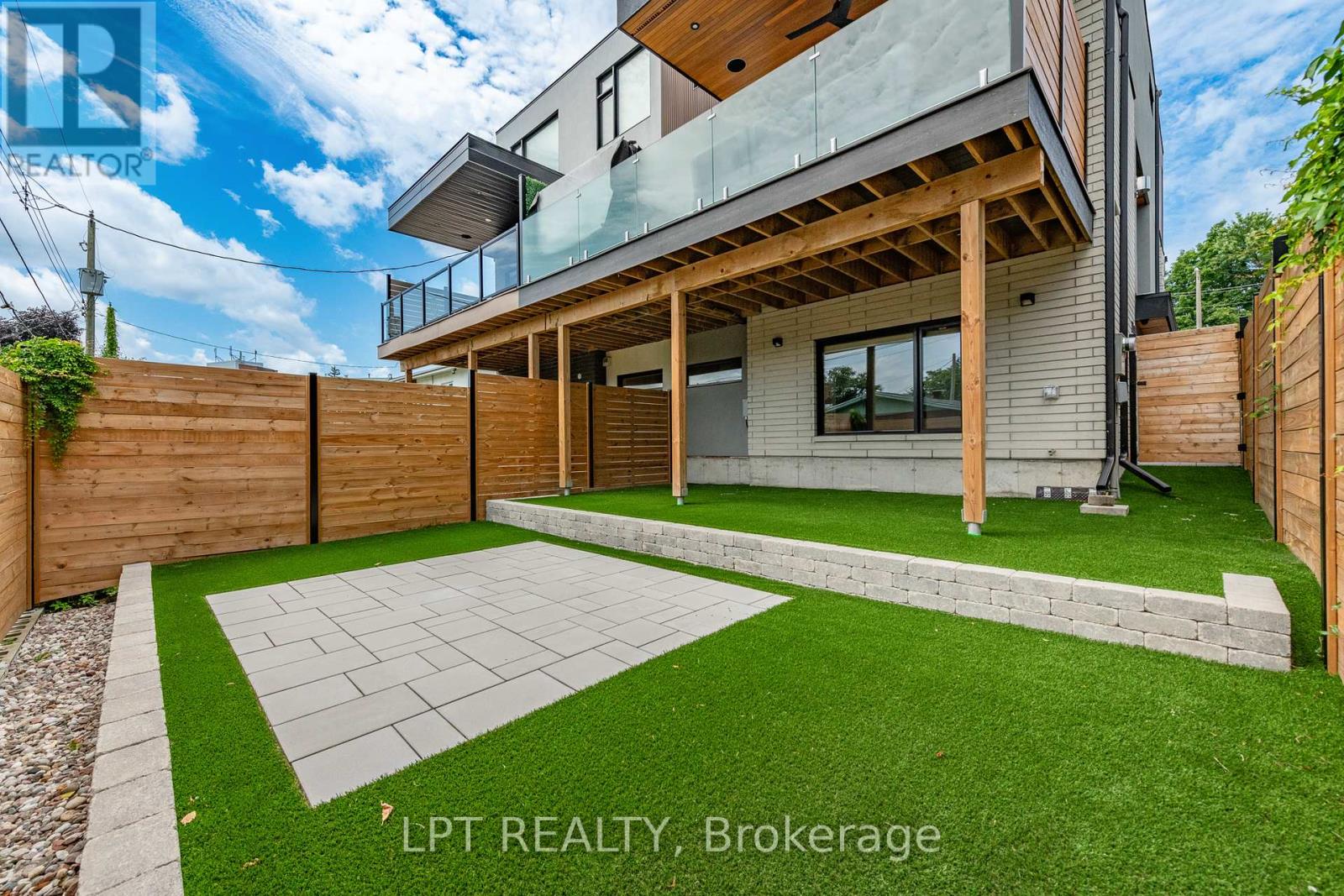 Photo 23 of 322 Perrier Avenue, Ottawa ON