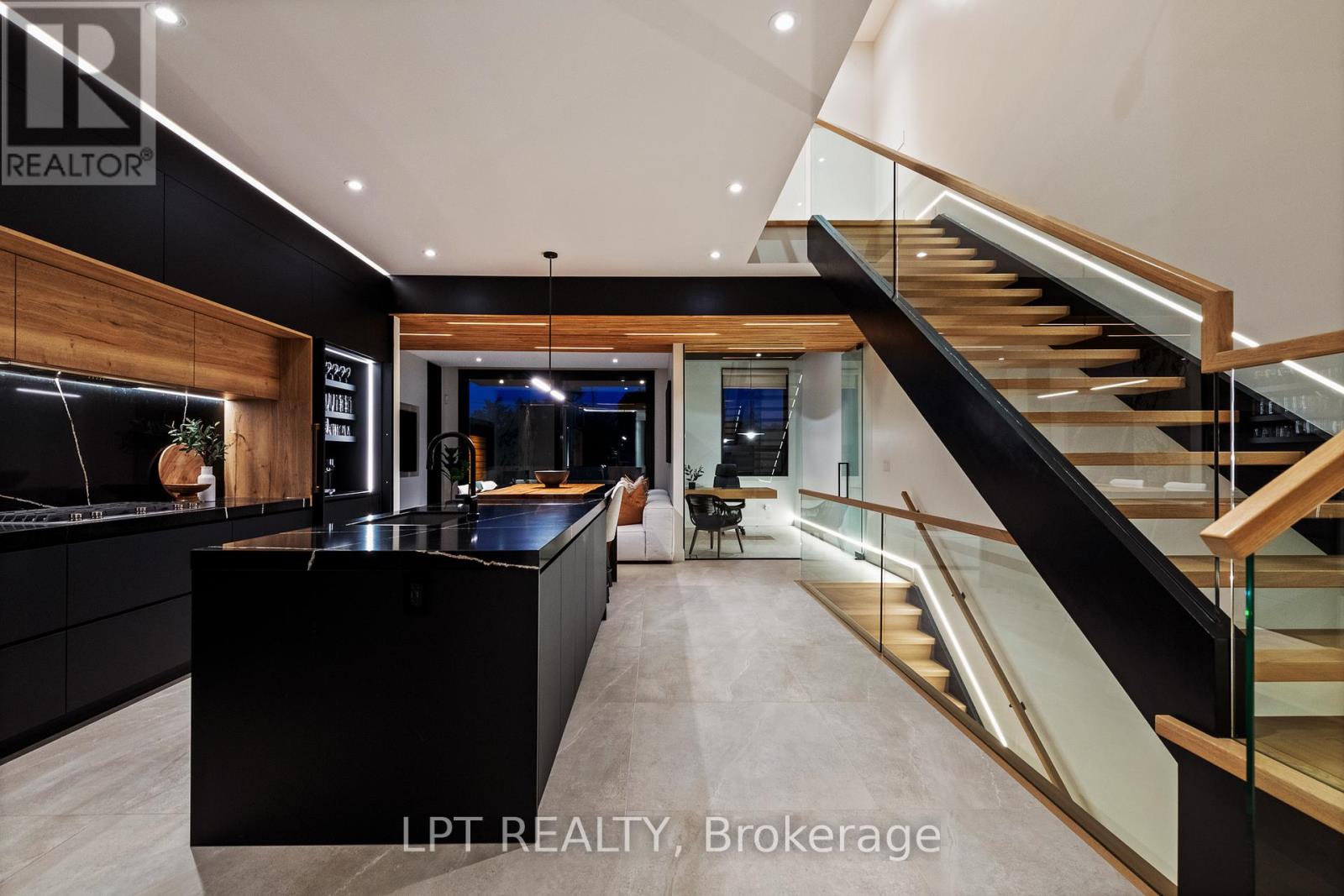 Photo 11 of 322 Perrier Avenue, Ottawa ON