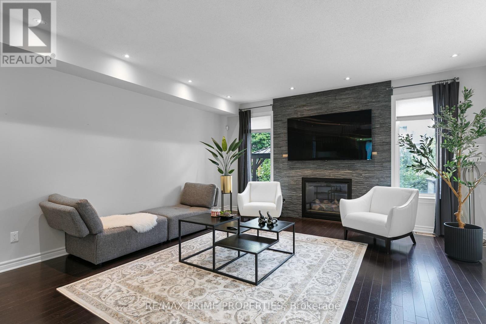 Photo 11 of 526 Golden Sedge Way, Ottawa ON