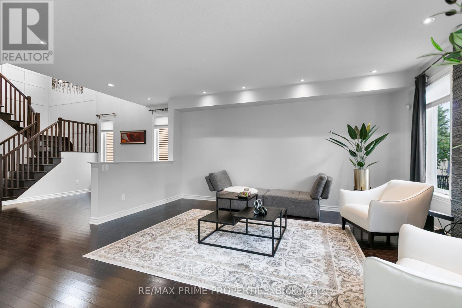 Photo 12 of 526 Golden Sedge Way, Ottawa ON