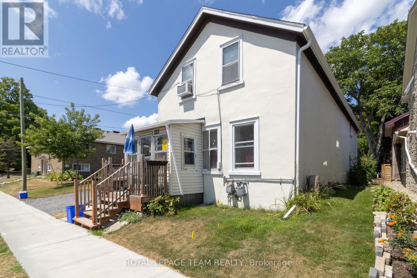 Photo 8 of 122 Dibble Street E, Prescott ON