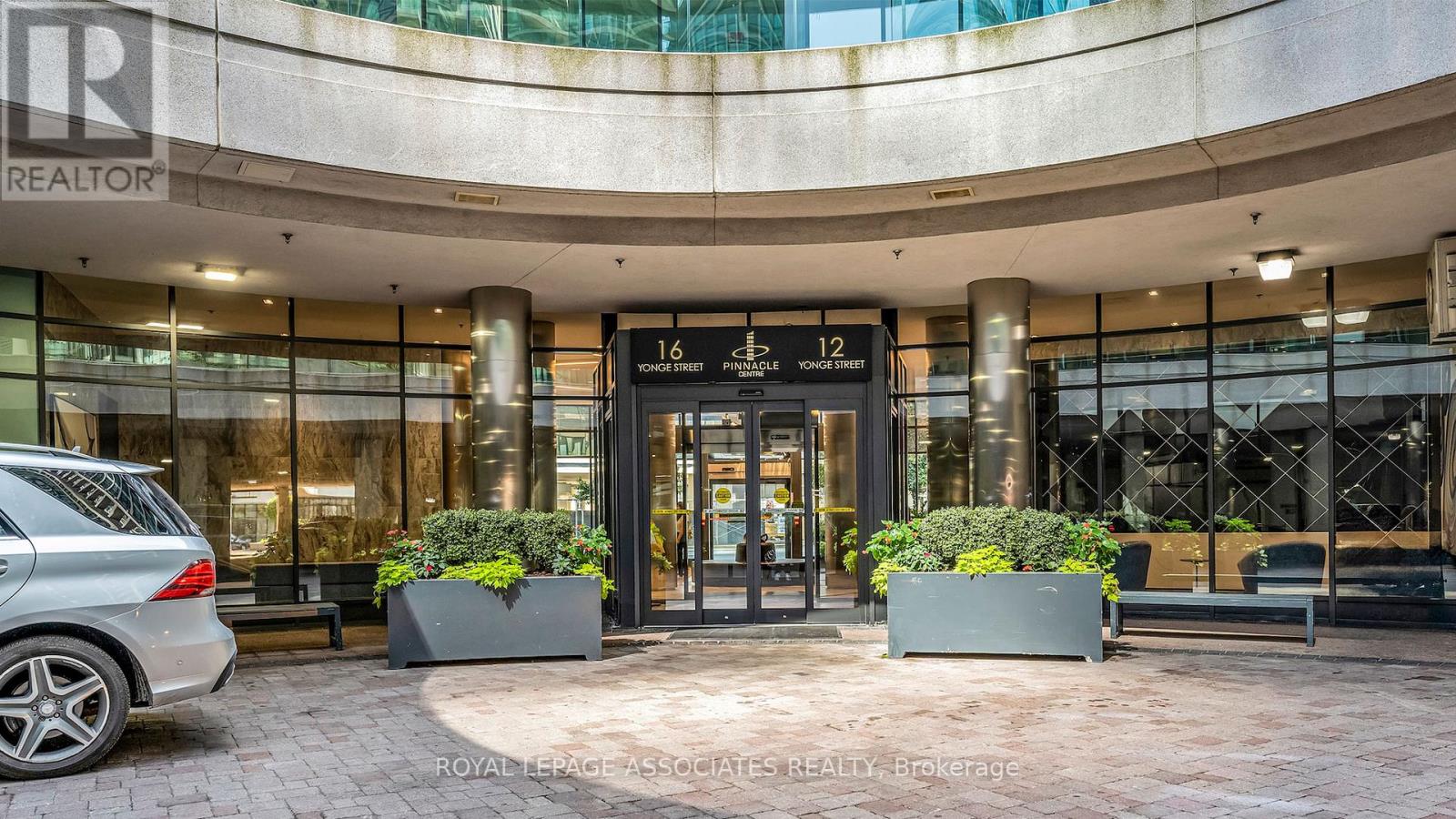 Photo 17 of 2407 16 Yonge Street, Toronto ON