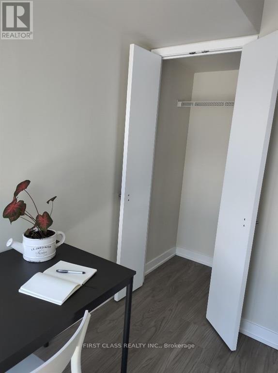 Photo 7 of 901 38 Monte Kwinter Court, Toronto ON