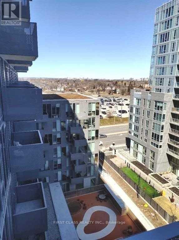 Photo 8 of 901 38 Monte Kwinter Court, Toronto ON
