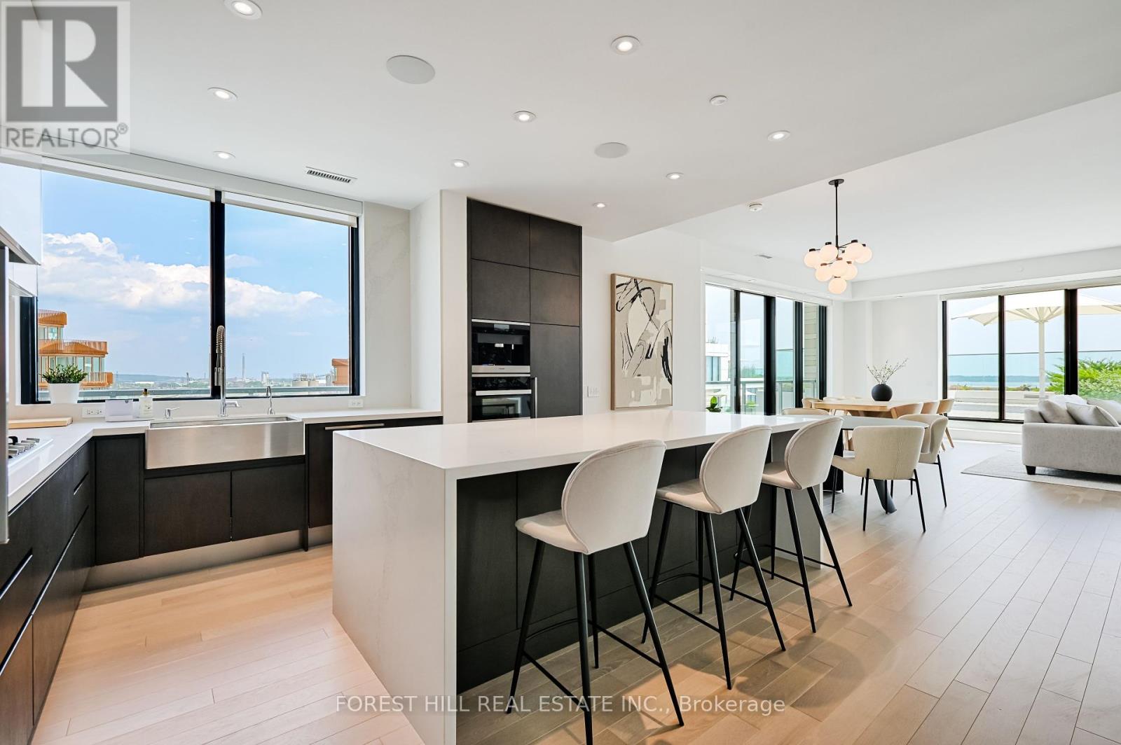 Photo 8 of Gph 18 118 Merchants Wharf, Toronto ON