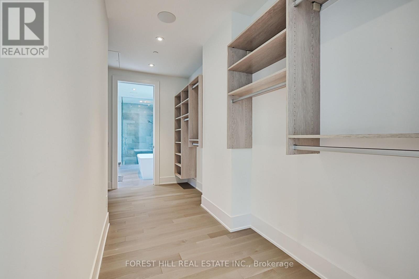 Photo 40 of Gph 18 118 Merchants Wharf, Toronto ON