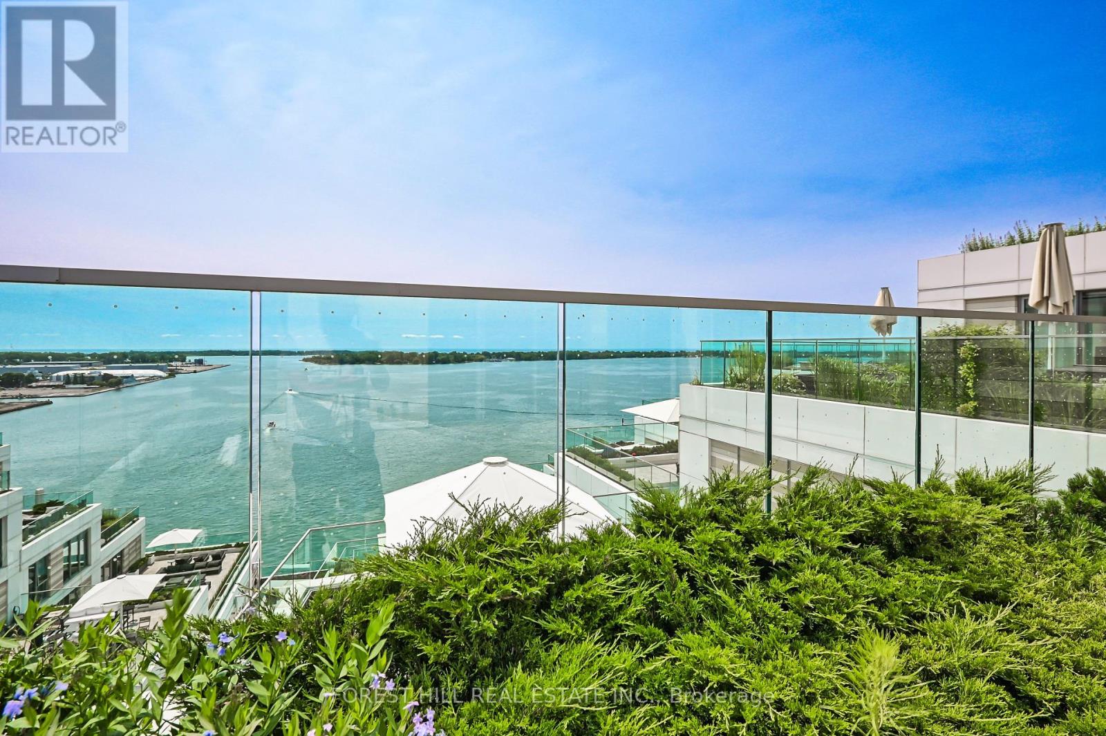 Photo 13 of Gph 18 118 Merchants Wharf, Toronto ON