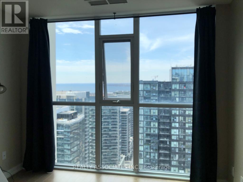 Photo 2 of 3104 50 Ordnance Street, Toronto ON