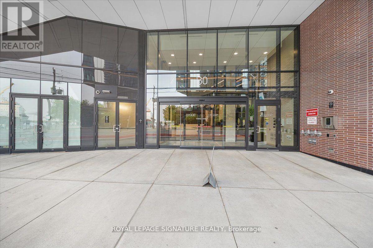 Photo 23 of 615 130 Queens Quay E, Toronto ON