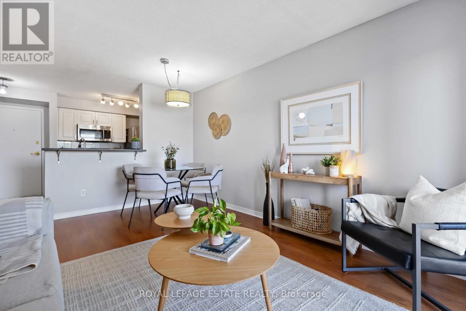 Photo 10 of 325 684 Warden Avenue, Toronto ON