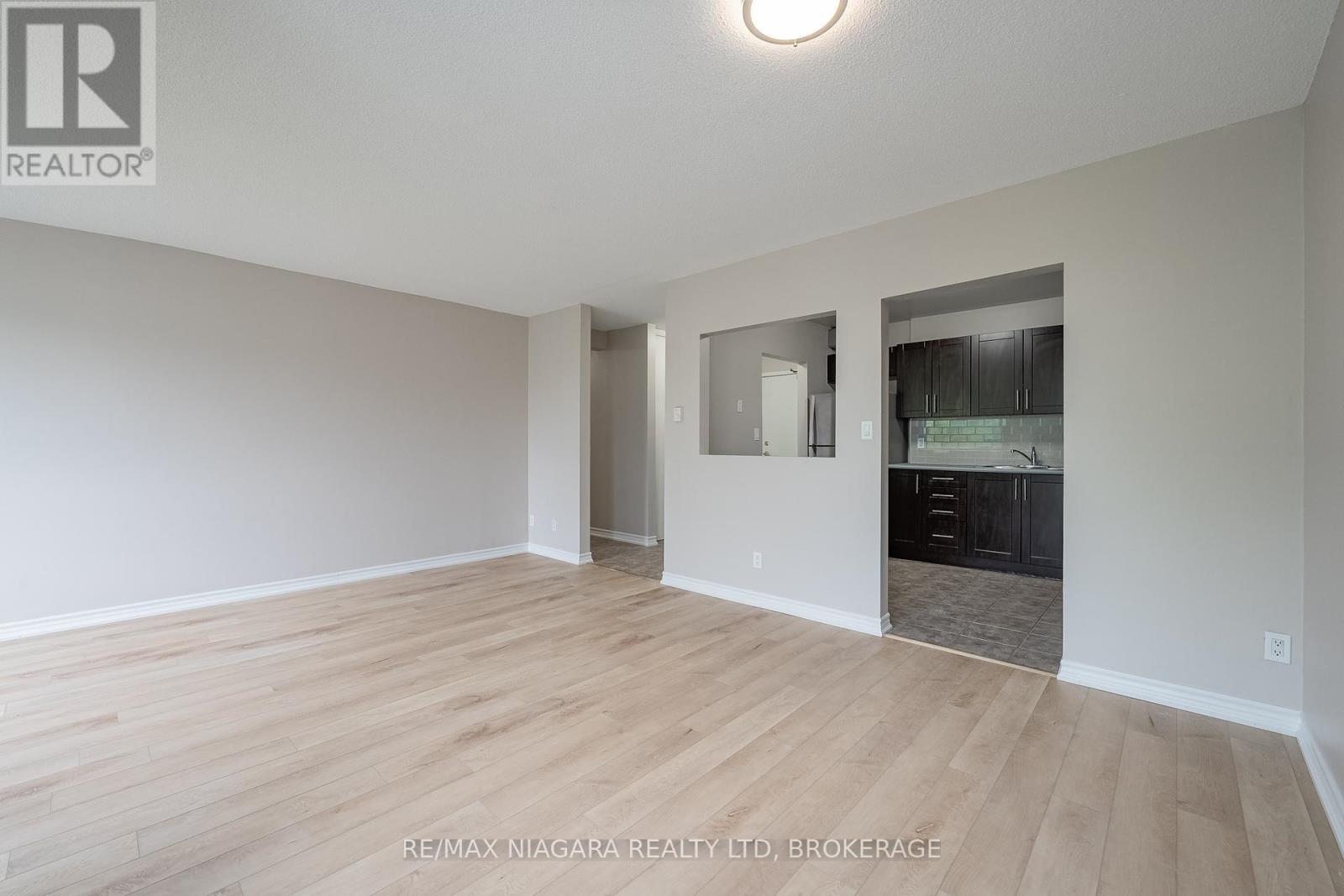 Photo 15 of 316 37 Rykert Street, St Catharines ON